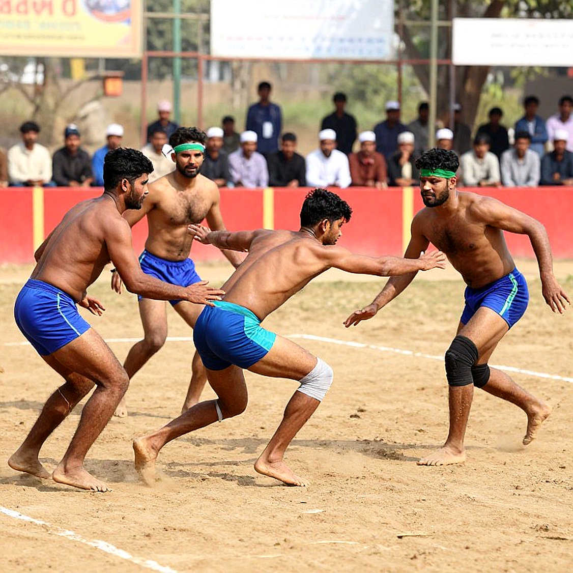 खाली कॉलम: कबड्डी की सबसे बड़ी कहानियाँ वहाँ रहती हैं जहाँ कोई स्प्रेडशीट नहीं पहुँचती