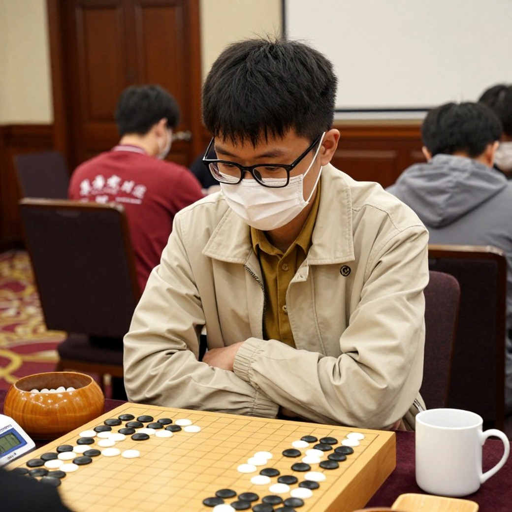 प्राग 2026 के 27 मिनिएचर: ChessBase Magazine #225 और ओपनिंग थ्योरी का नया डेटा