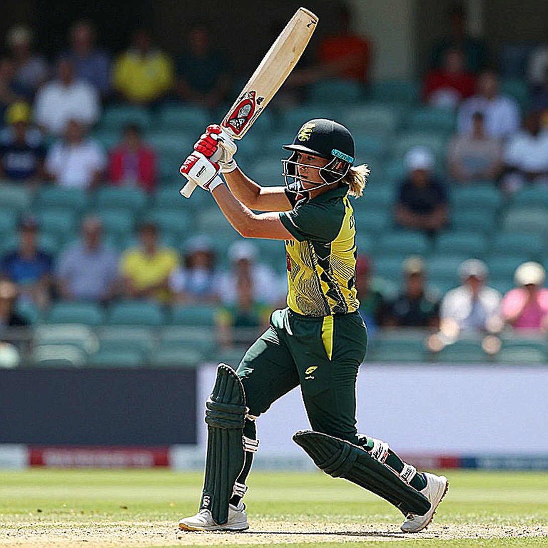 Empty File, Filled Template: In Cricket Analysis, the Count Arrives Before the Adjective